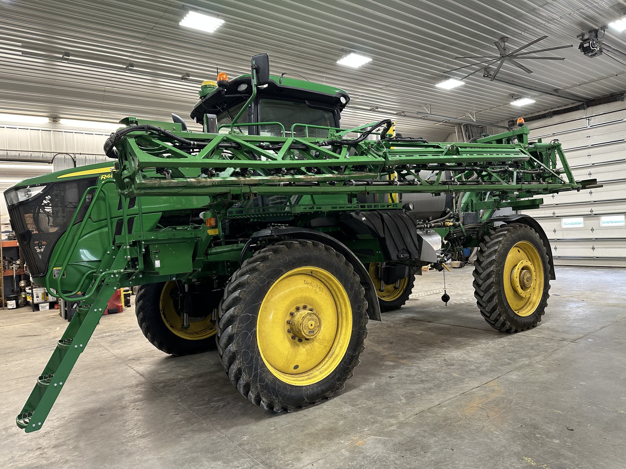 2016 John Deere R4038 Image 6