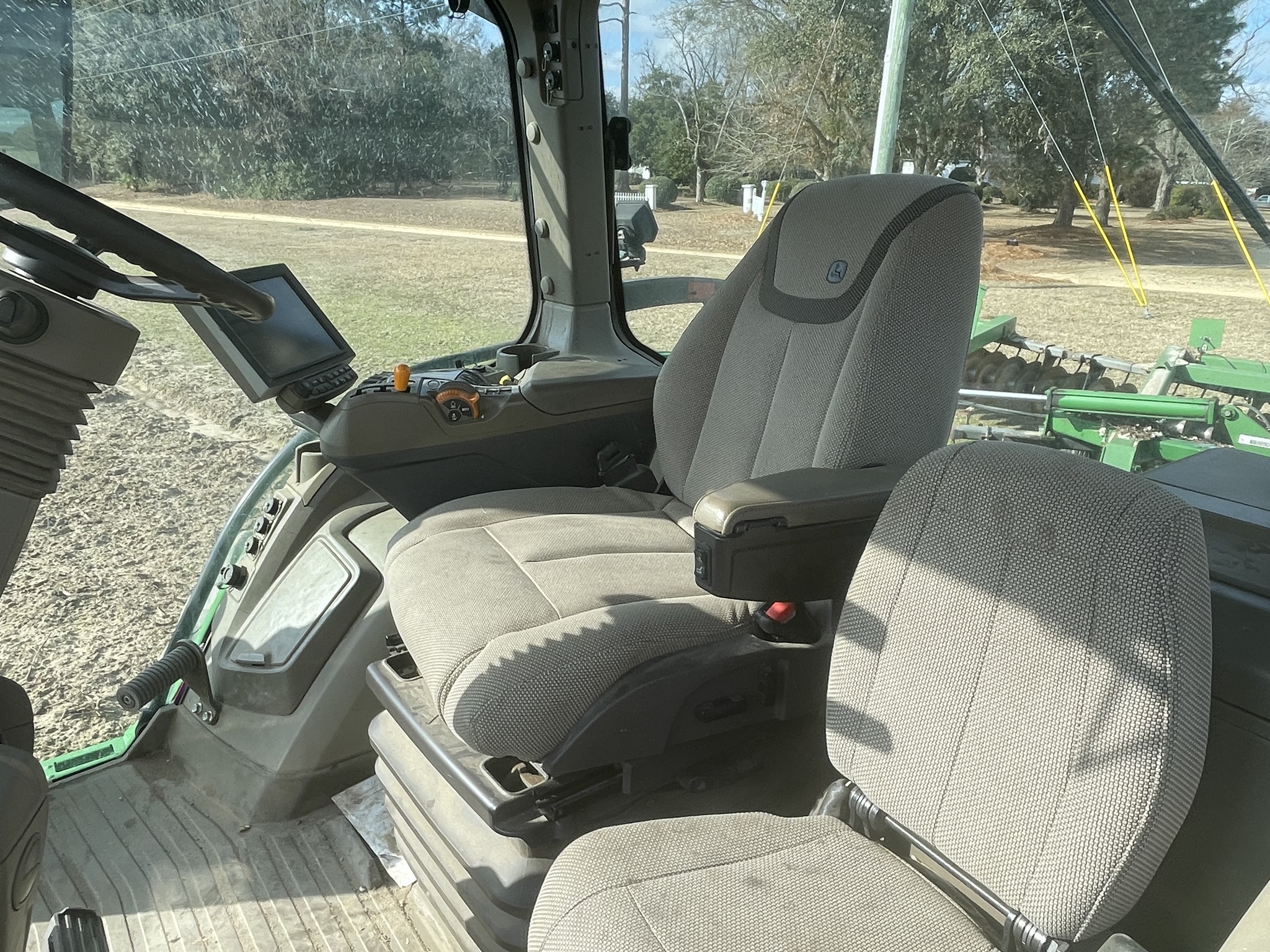 2021 John Deere 8R 280 Image 4