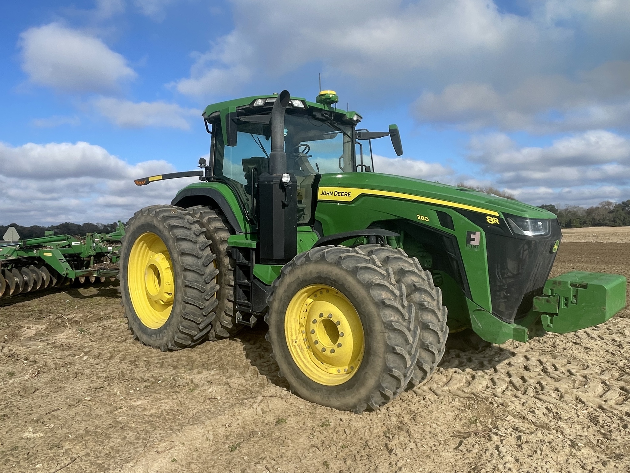 2021 John Deere 8R 280 Image 1