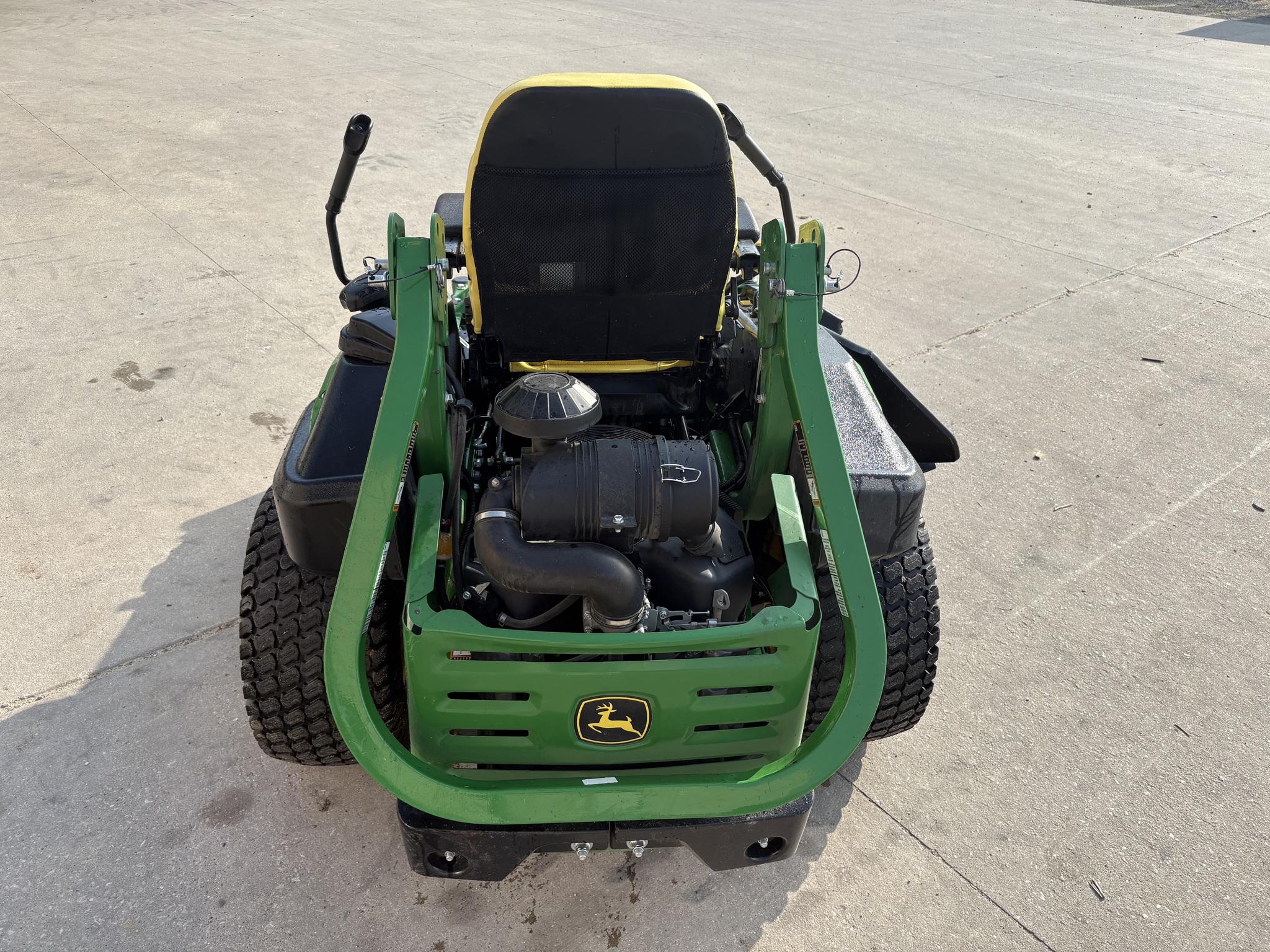 2023 John Deere Z950R Image 6