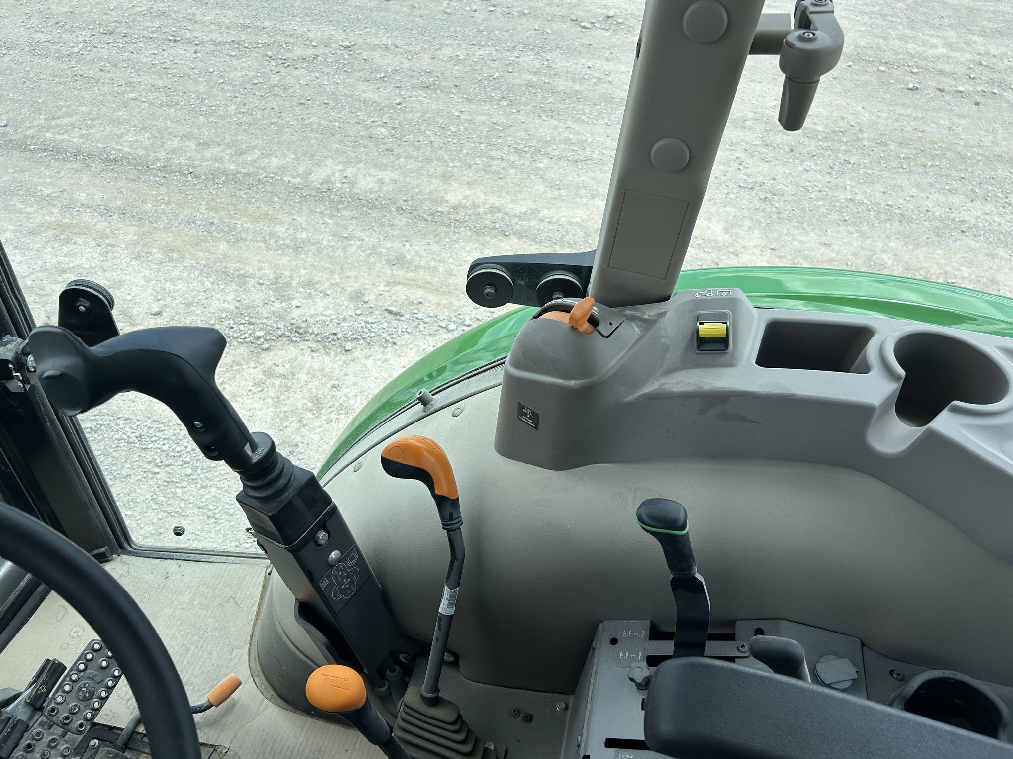  2024 John Deere 5067E at Heritage Tractor in Adrian, MO
