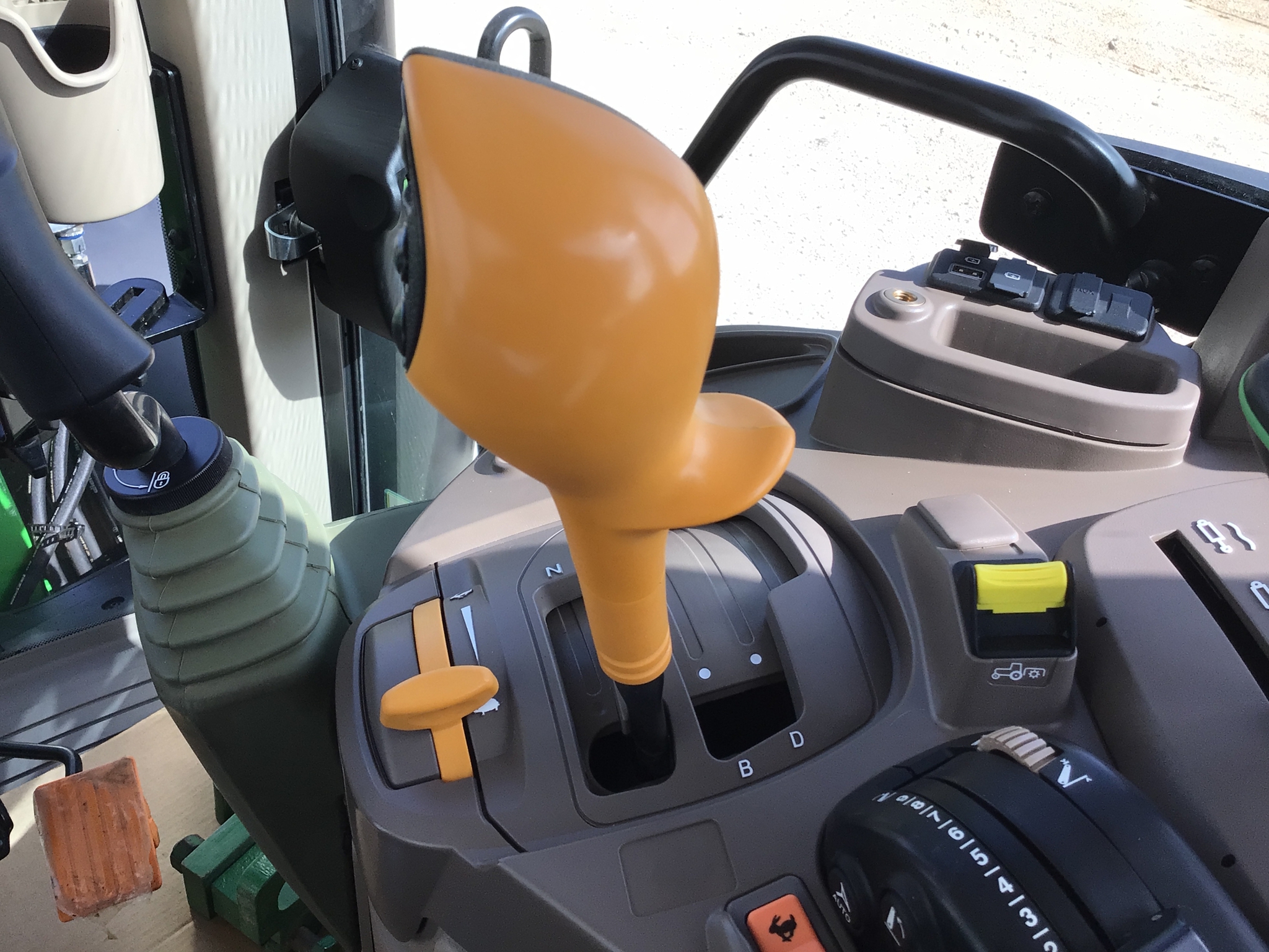 2024 John Deere 6155M Image 34