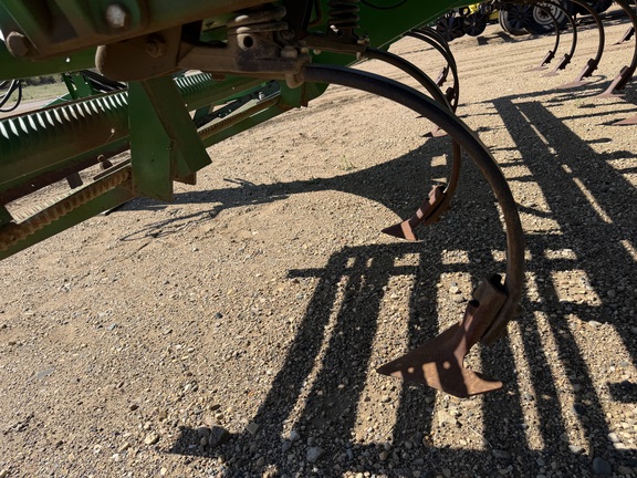 2011 John Deere 2210 - Photo13
