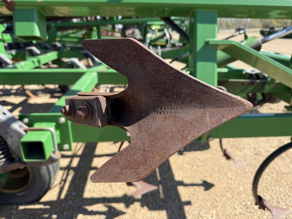 2011 John Deere 2210 - Photo18