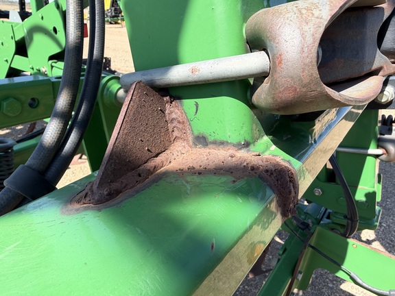 2011 John Deere 2210 - Photo31