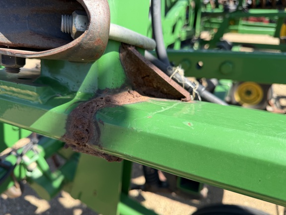 2011 John Deere 2210 - Photo35