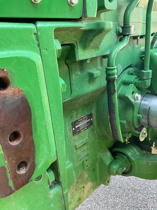 2023 John Deere 8R 370 Photo 2