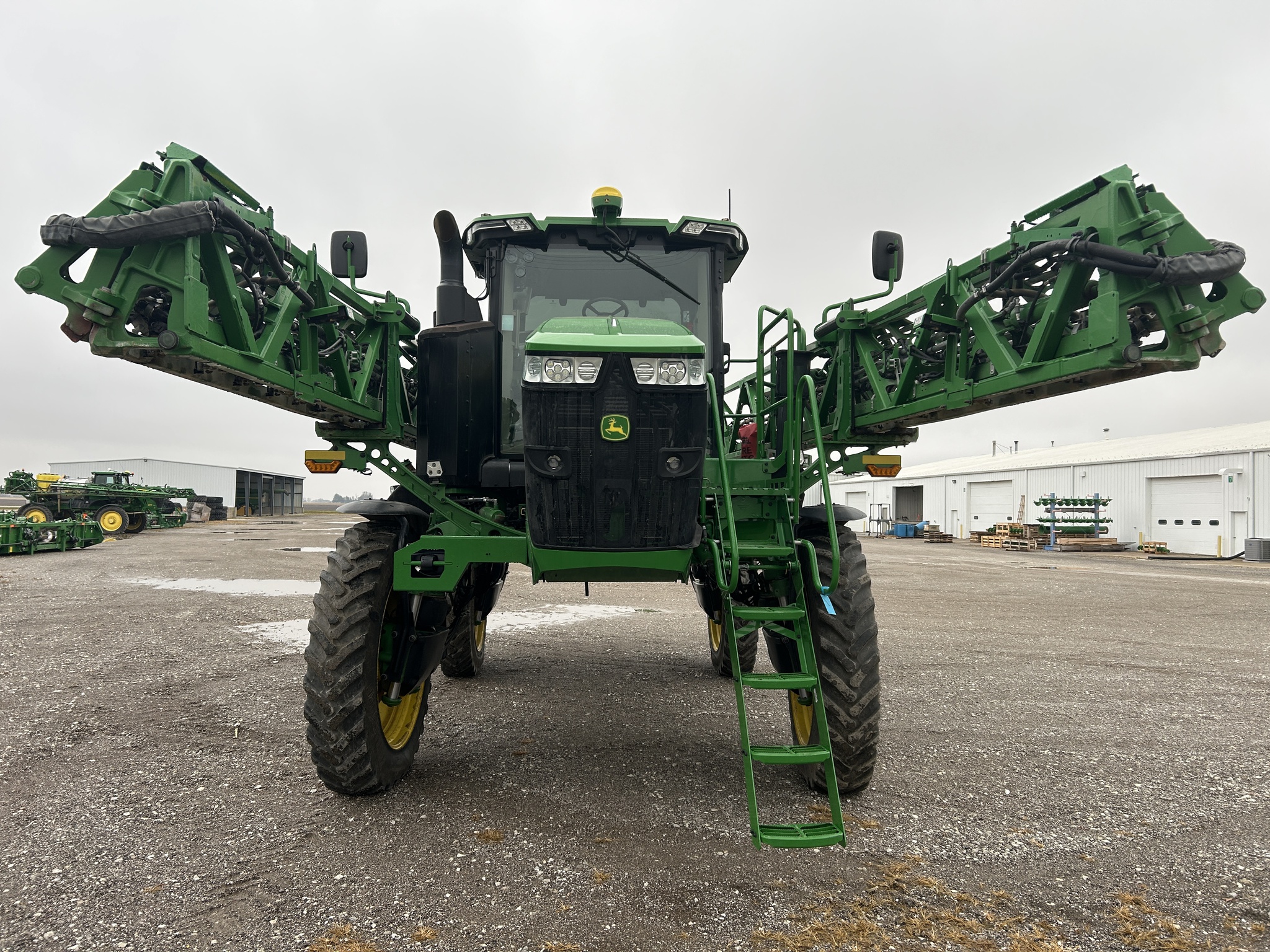  2022 John Deere 410R at Heritage Tractor in Carthage, IL