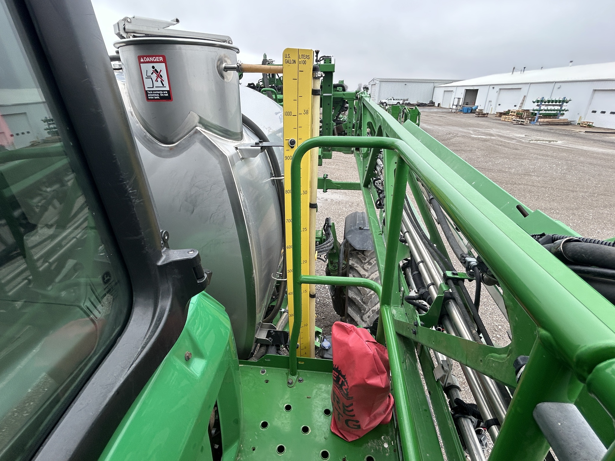  2022 John Deere 410R at Heritage Tractor in Carthage, IL