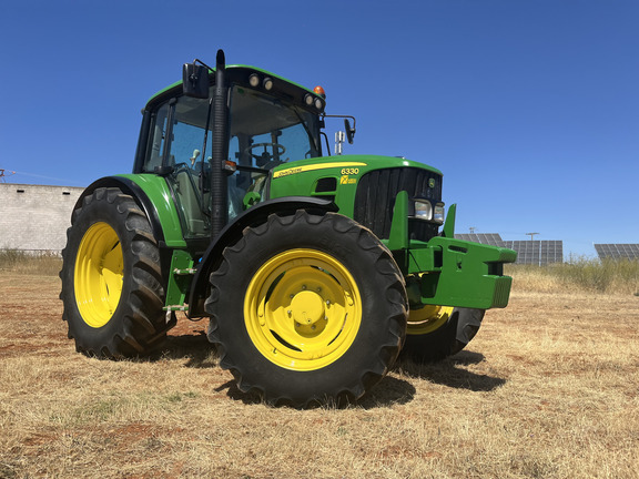 John Deere 6330