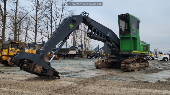 2019 John Deere 3156G