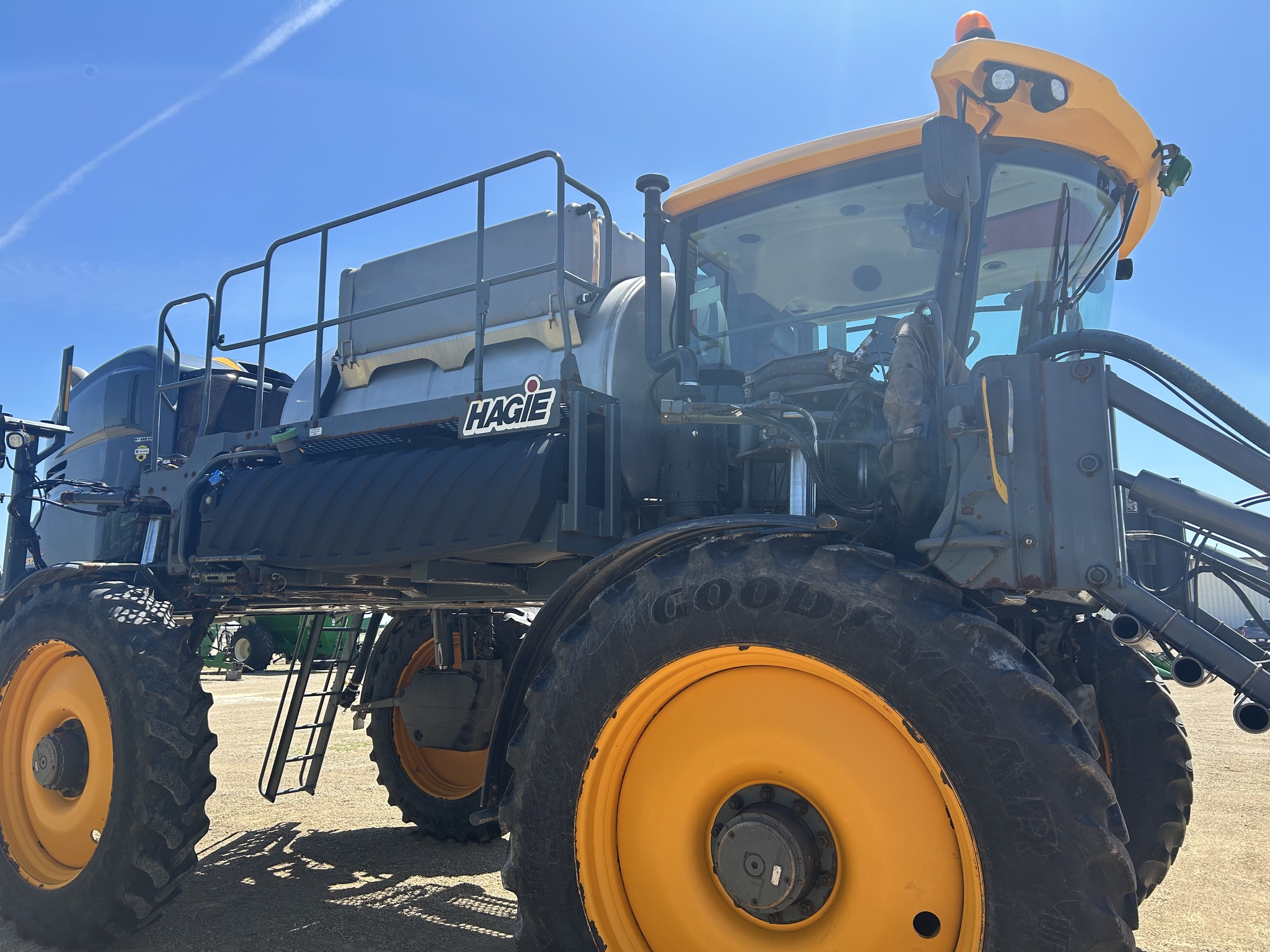  2021 Hagie STS16 at Heritage Tractor in Mendota, IL