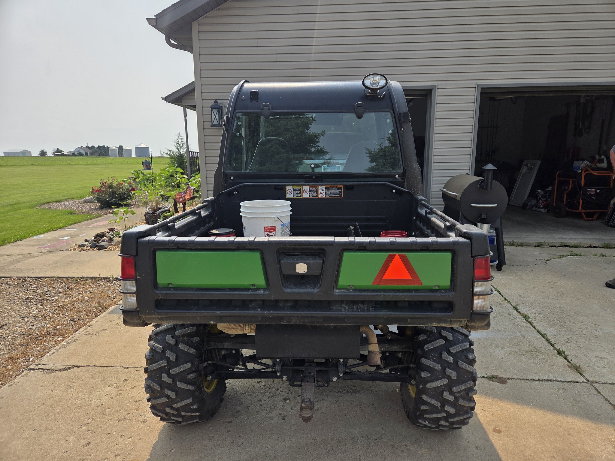  2015 John Deere XUV 825I GREEN at Heritage Tractor in Lacon, IL
