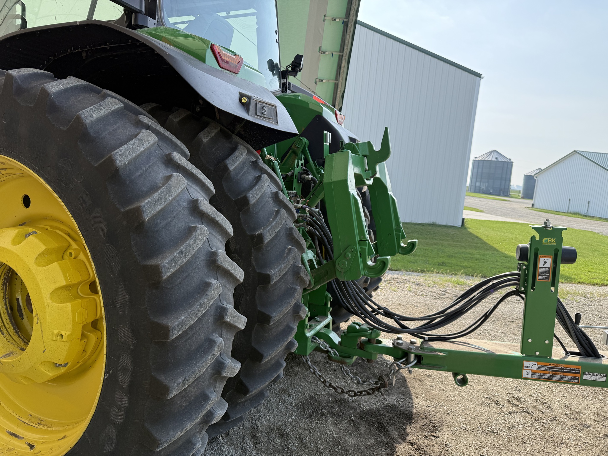 2020 John Deere 8R 370 Image 2