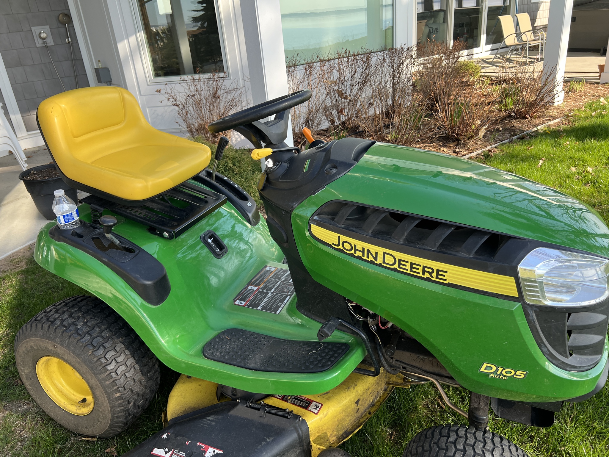 2013 John Deere D105