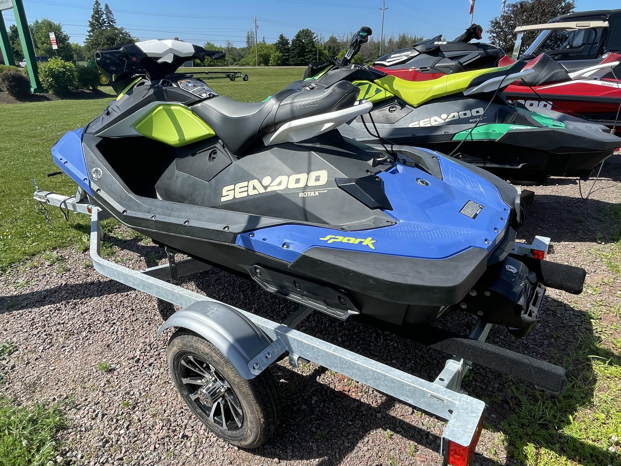 2021 Seadoo Spark 2up 90 with iBR and Convenience Image 3