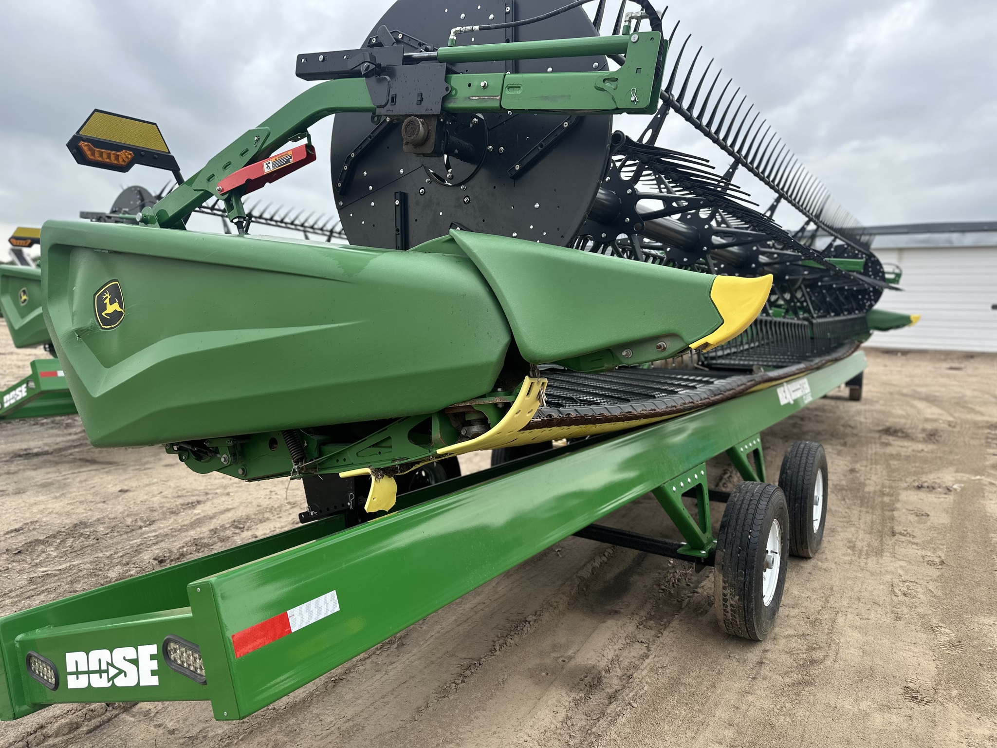 2022 John Deere HD35F Image 1