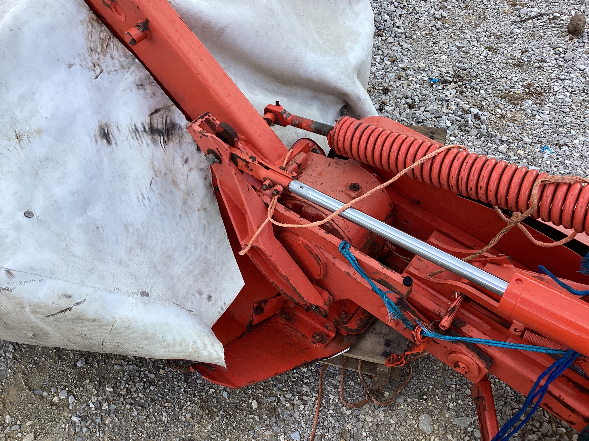 2015 Kuhn GMD310HD Image 6