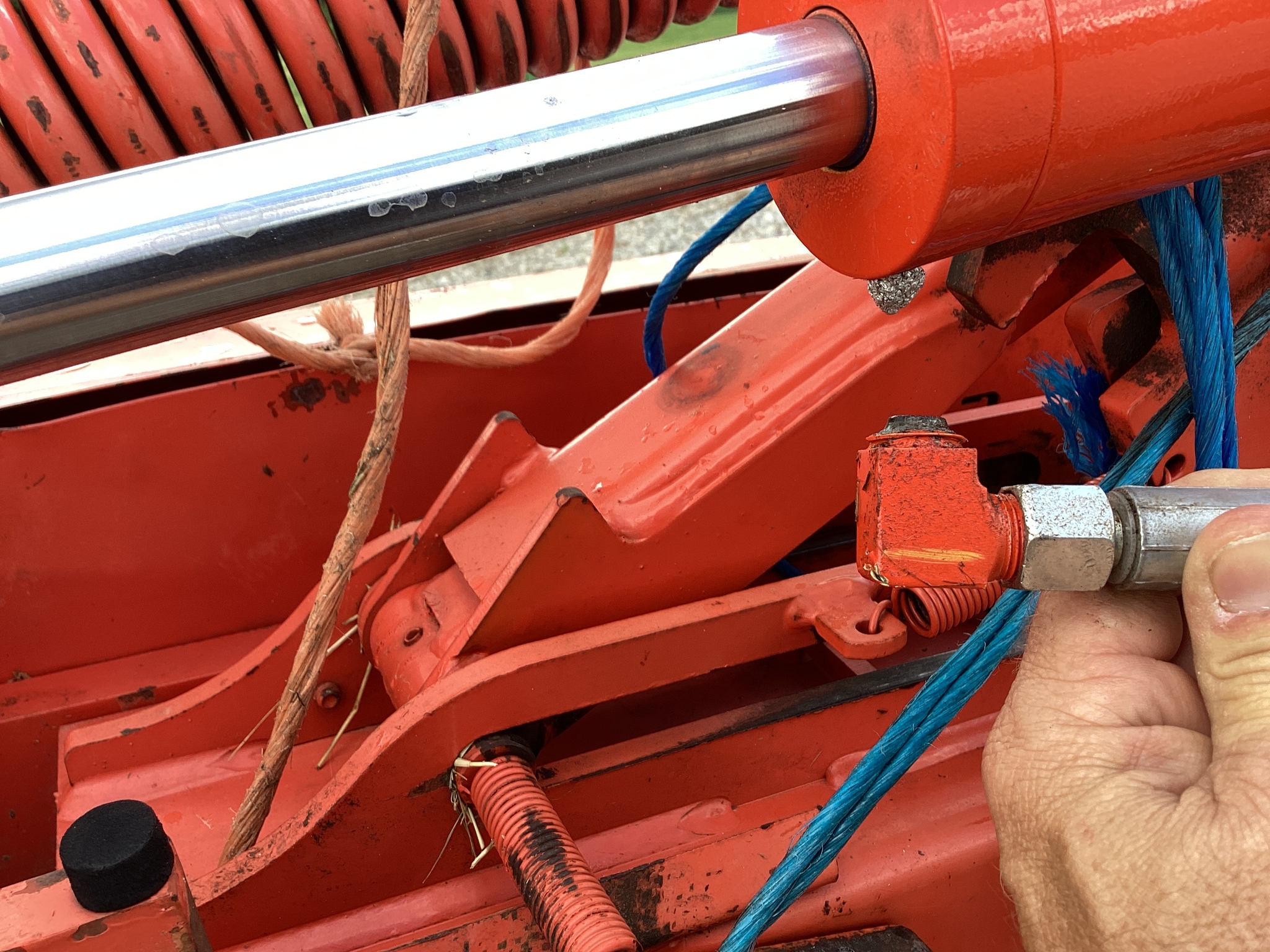 2015 Kuhn GMD310HD Image 20