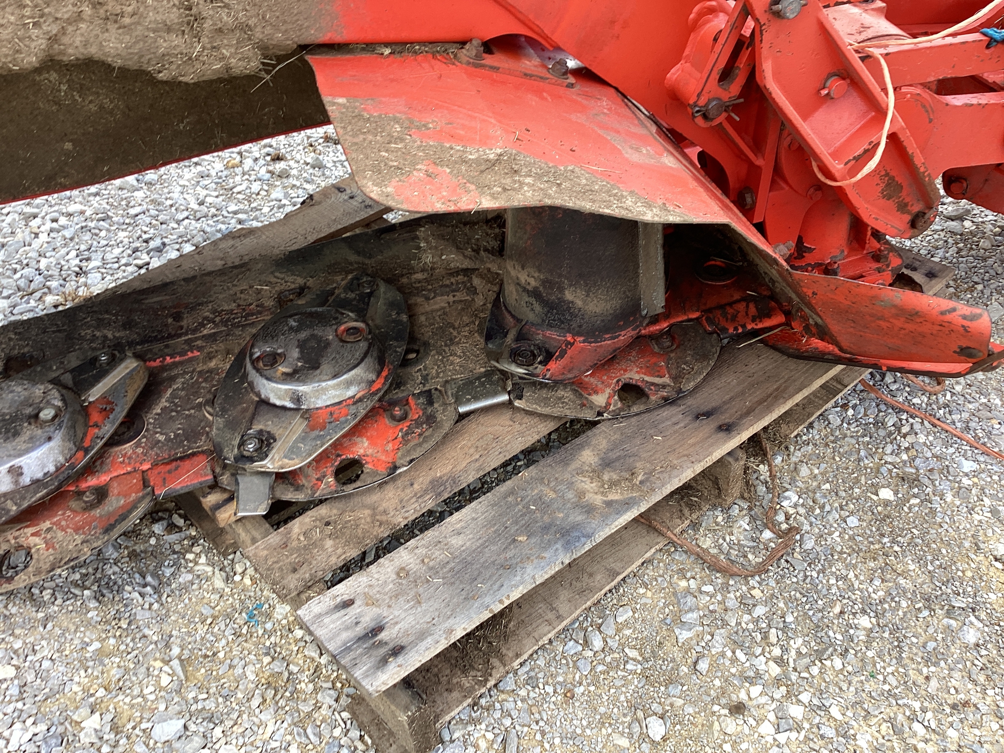 2015 Kuhn GMD310HD Image 16