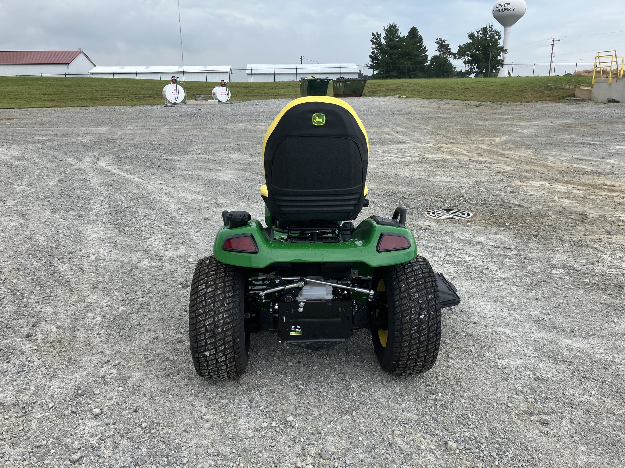 2025 John Deere X584 Image 8