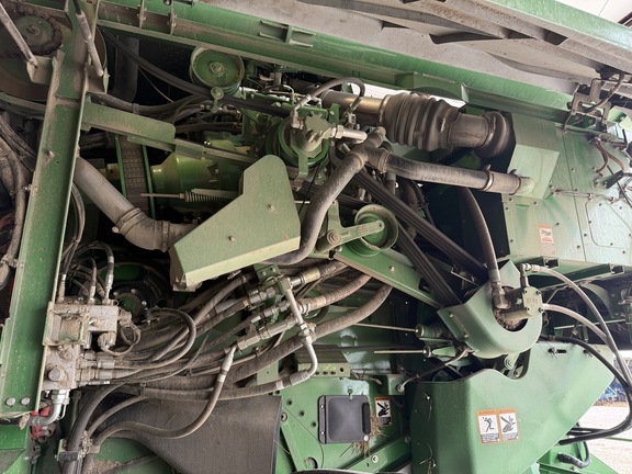 Photo of 2023 John Deere S780