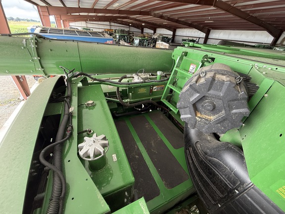 Photo of 2023 John Deere S780