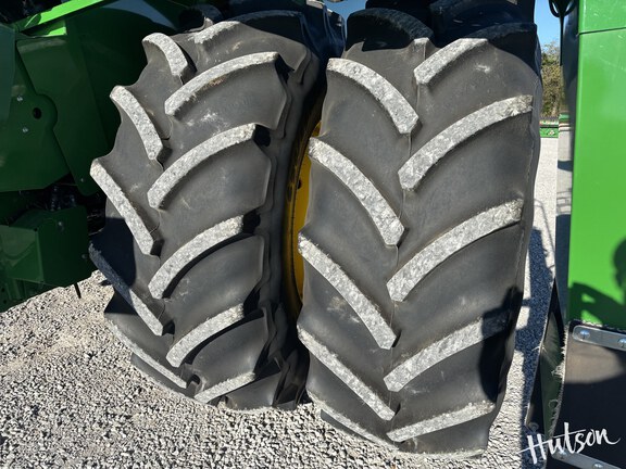 Photo of 2023 John Deere S780