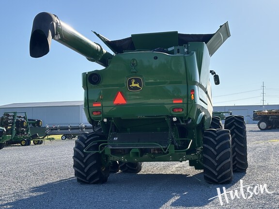 Photo of 2023 John Deere S780