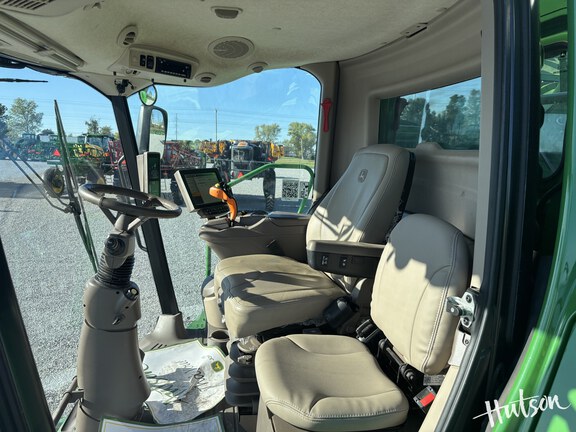 Photo of 2023 John Deere S780