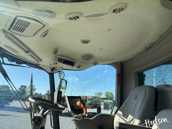 Photo of 2023 John Deere S780