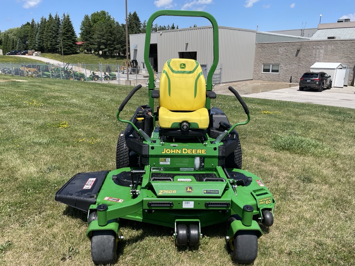 2024 John Deere Z760R Image 1