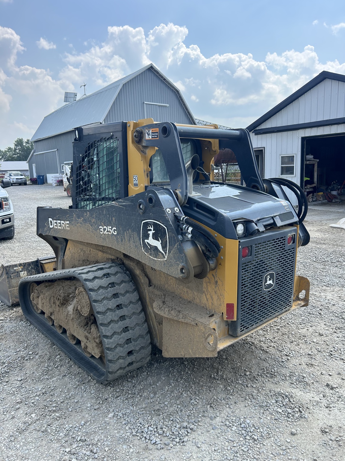 2020 John Deere 325G Image 5