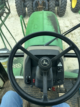 2015 John Deere 4630 Photo 9