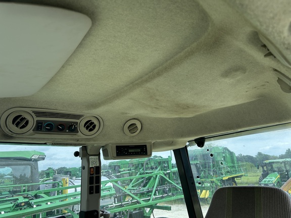 2015 John Deere 4630 Photo 11
