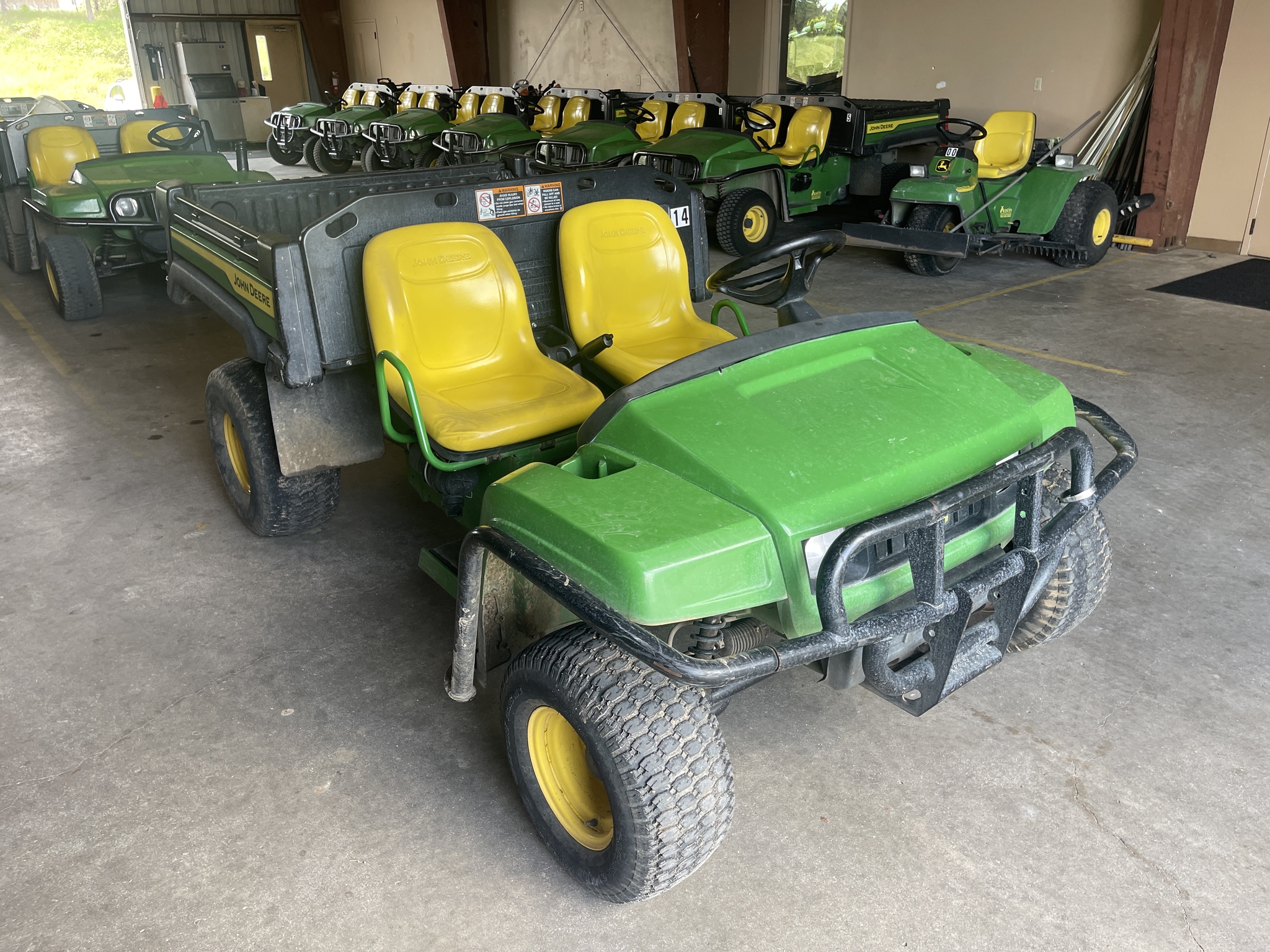 2021 John Deere Tx Turf Image 5