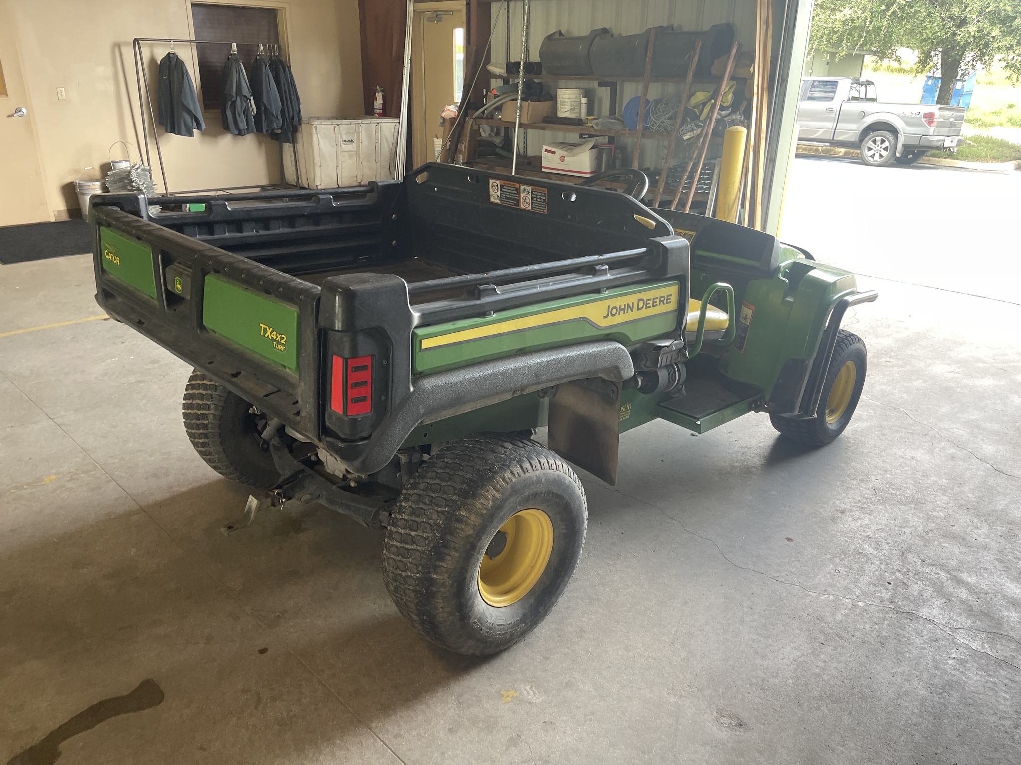 2021 John Deere Tx Turf Image 7