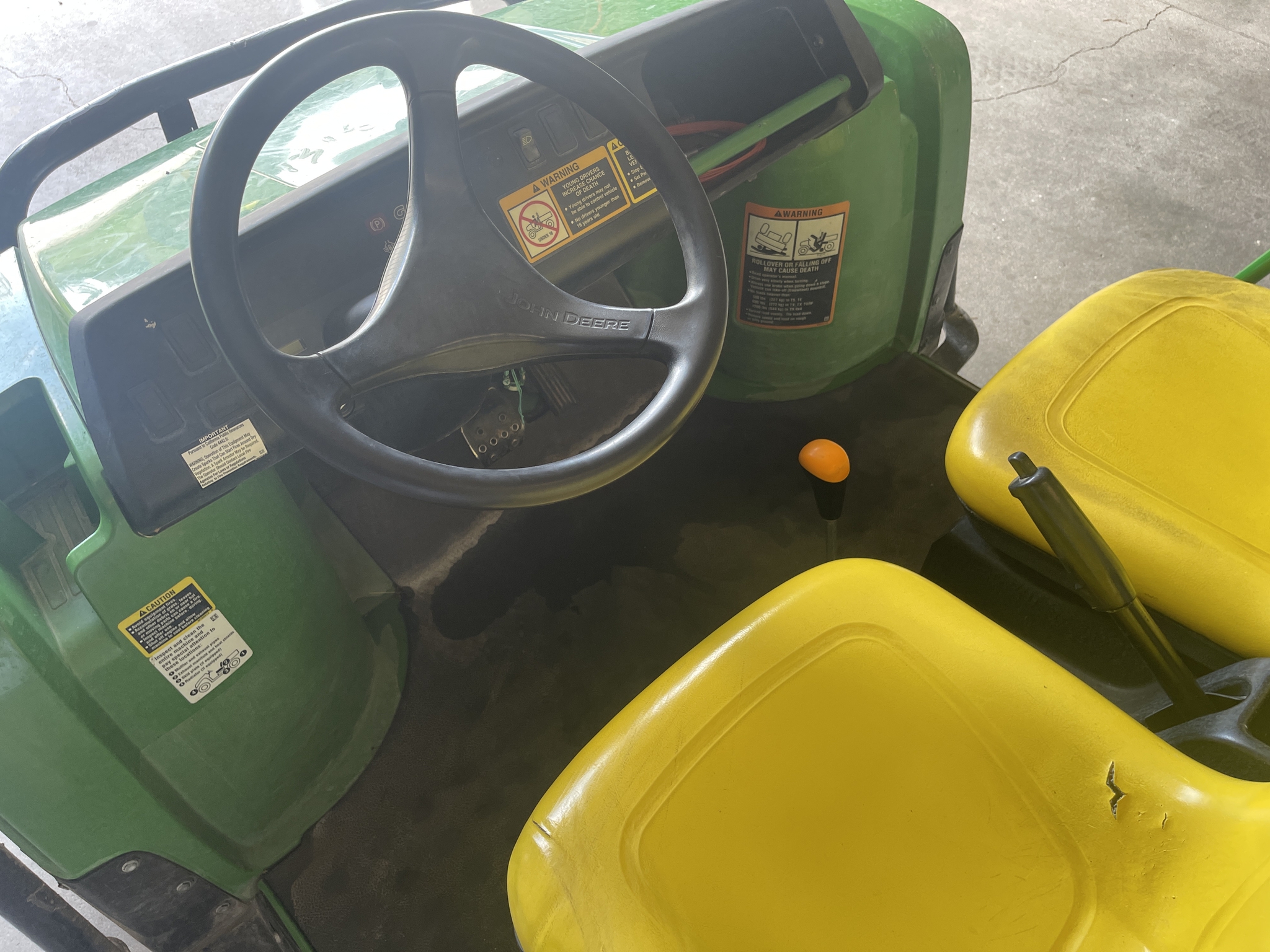 2021 John Deere Tx Turf Image 12