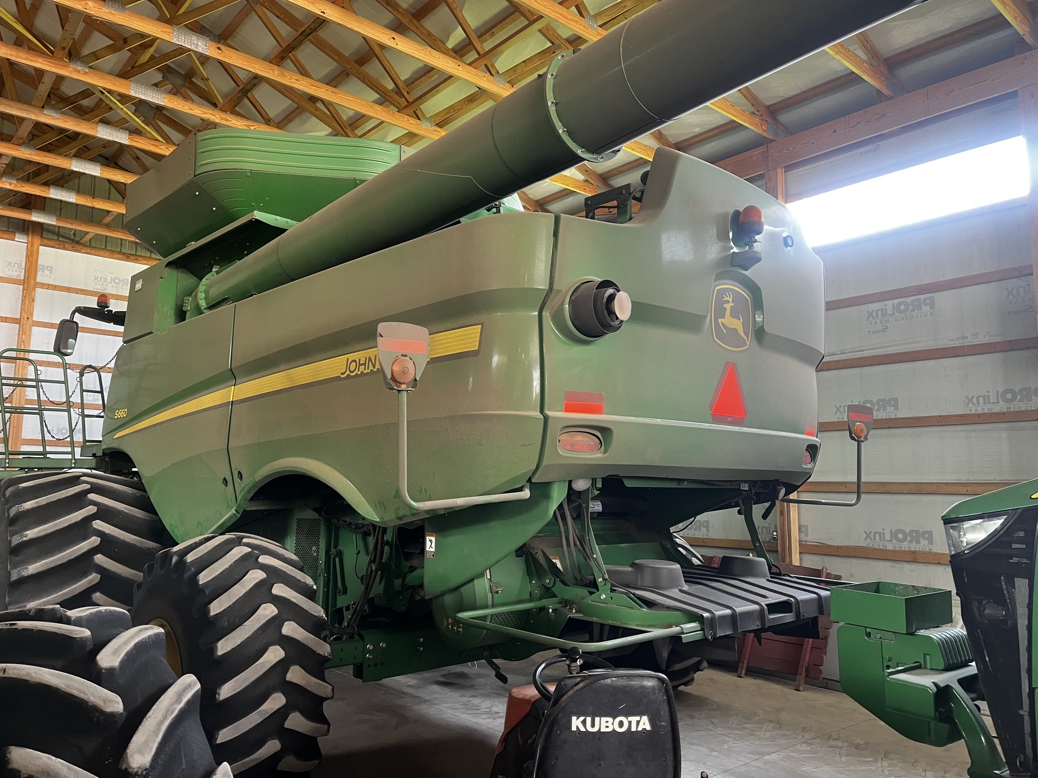 2013 John Deere S660 Image 29
