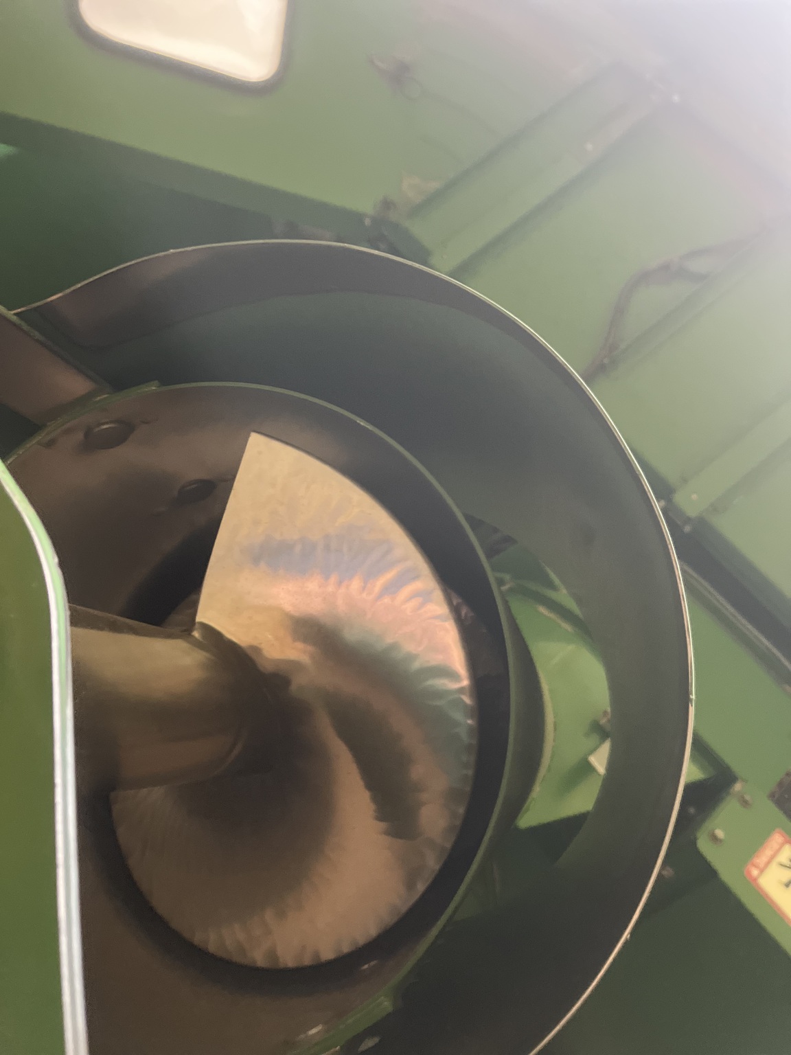 2013 John Deere S660 Image 6