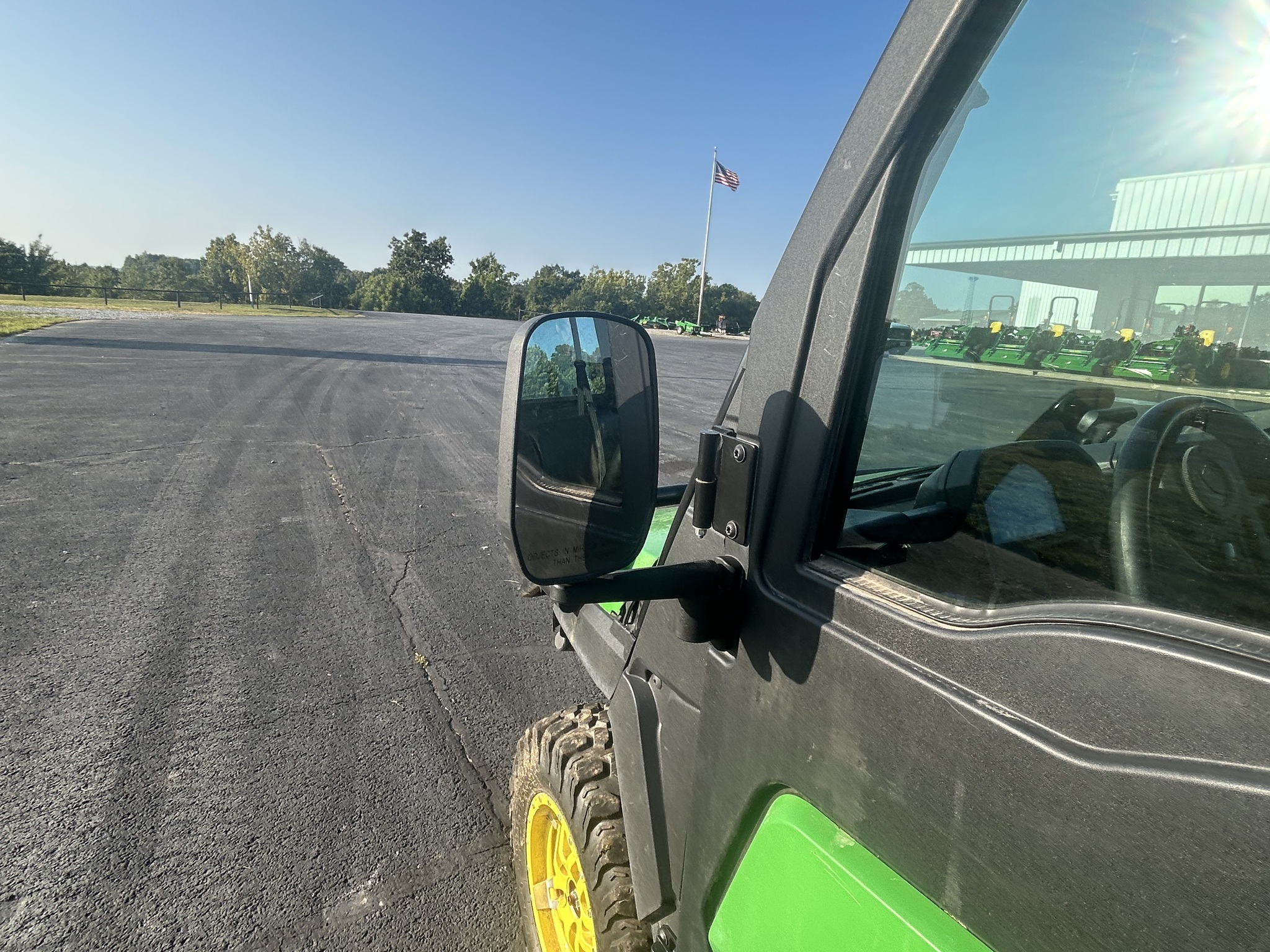  2023 John Deere XUV 865M at Heritage Tractor in Anderson, MO