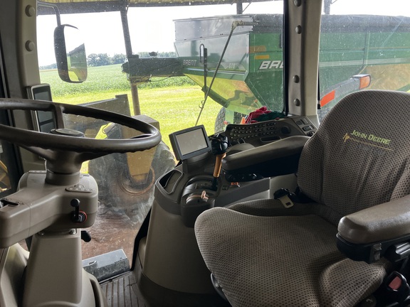 2014 John Deere 7200R