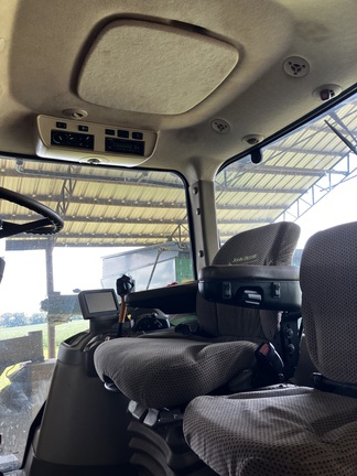 2014 John Deere 7200R