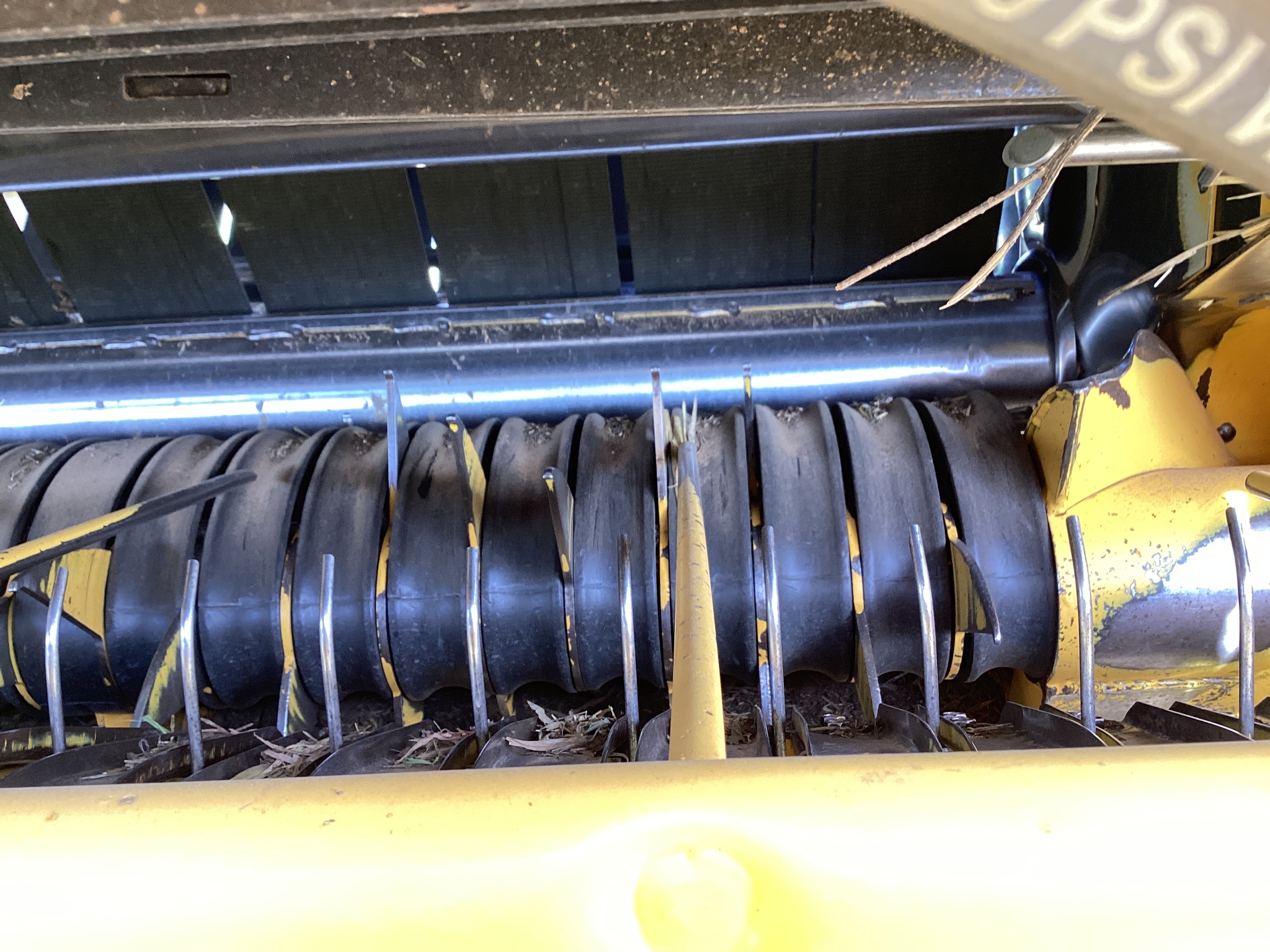 2022 New Holland Rollbelt 560 Image 15