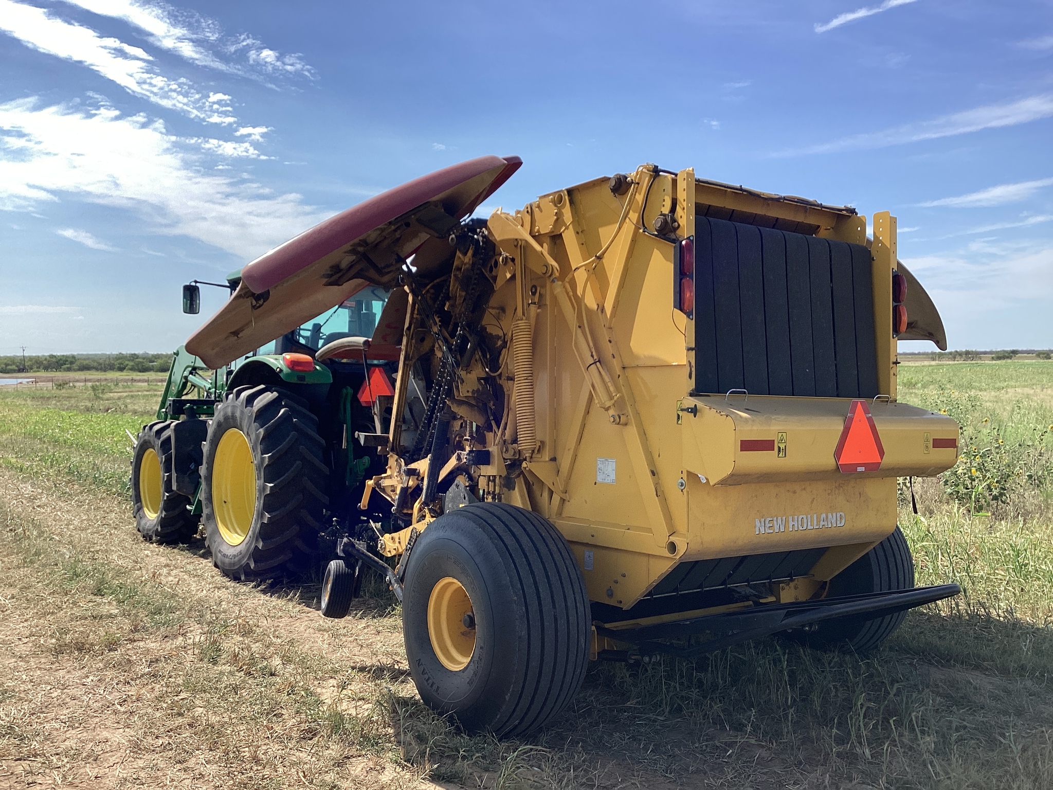 2022 New Holland Rollbelt 560 Image 10