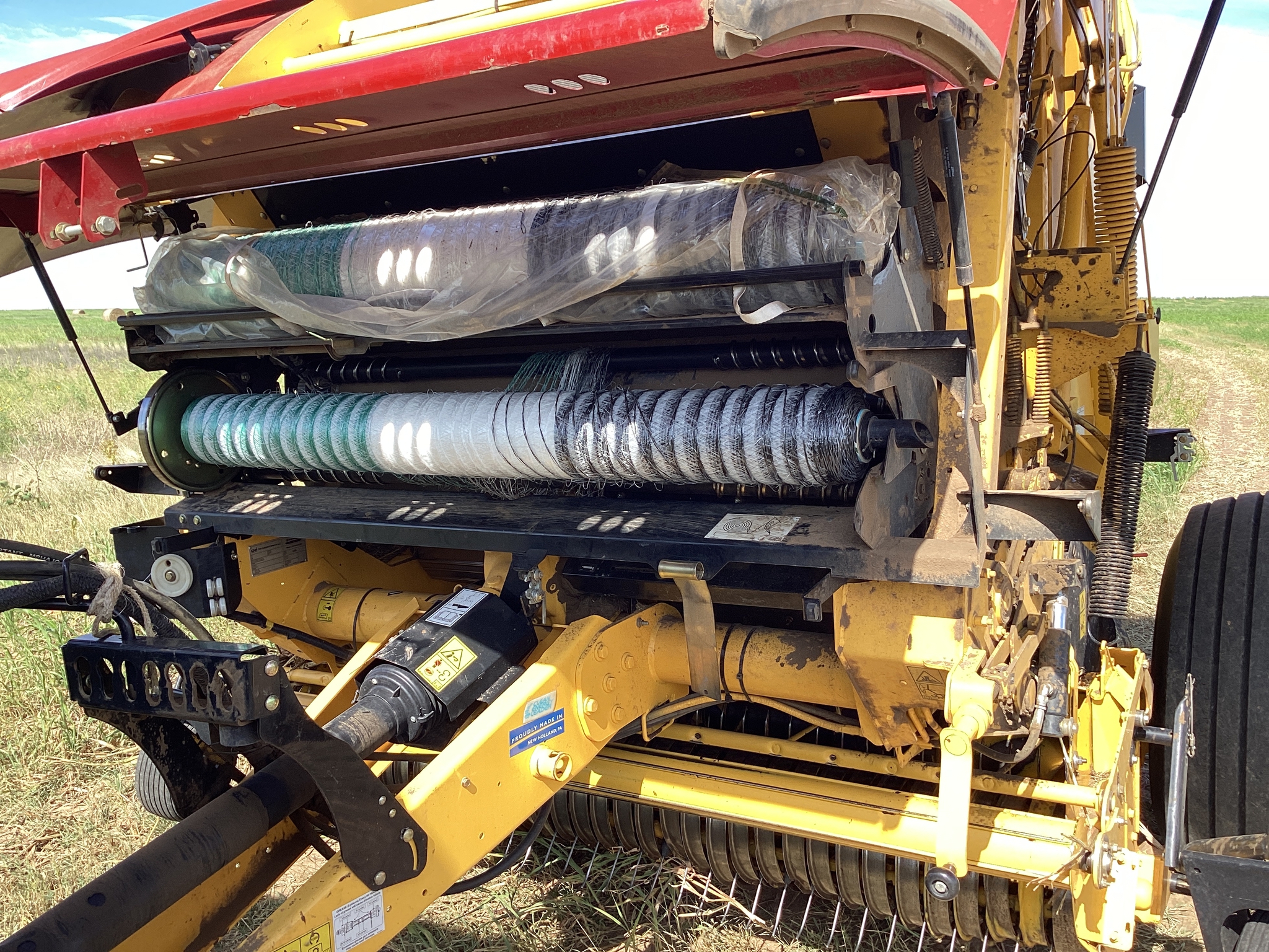2022 New Holland Rollbelt 560 Image 19