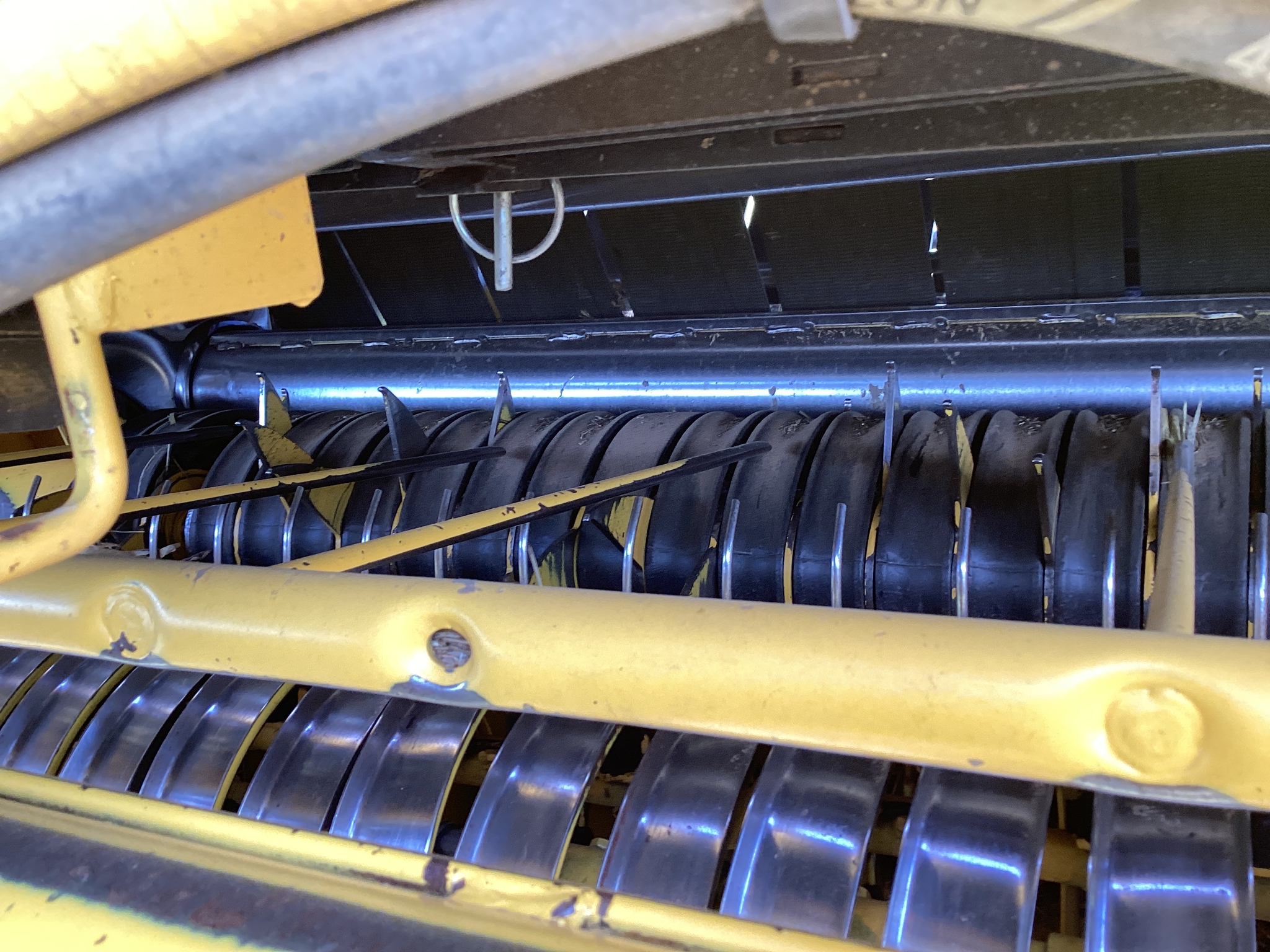 2022 New Holland Rollbelt 560 Image 16