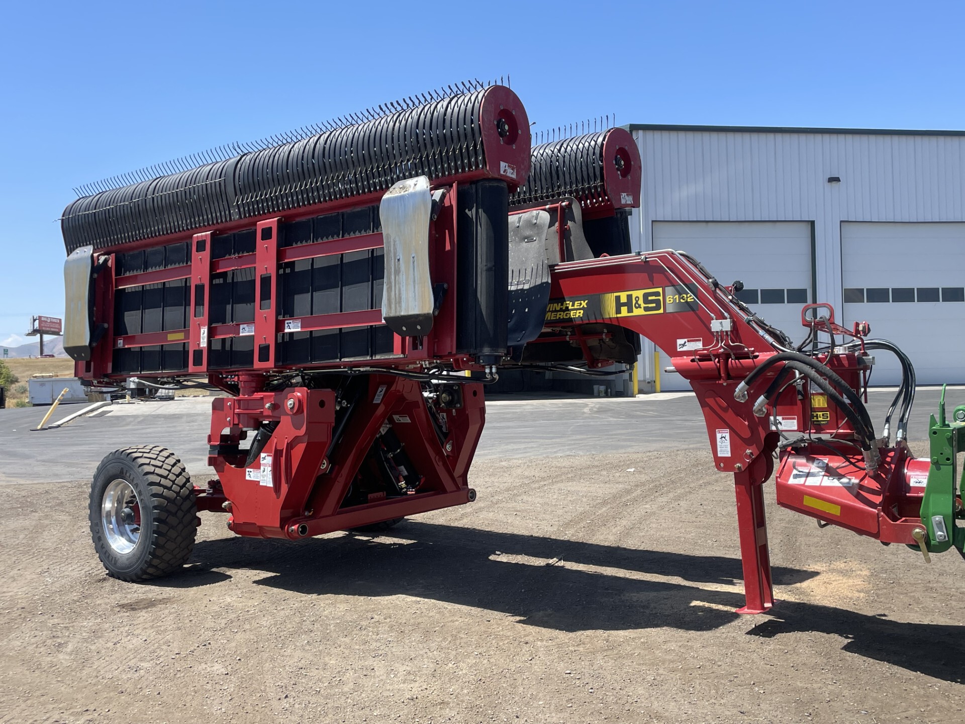 2024 H&S TF6132 Image 3