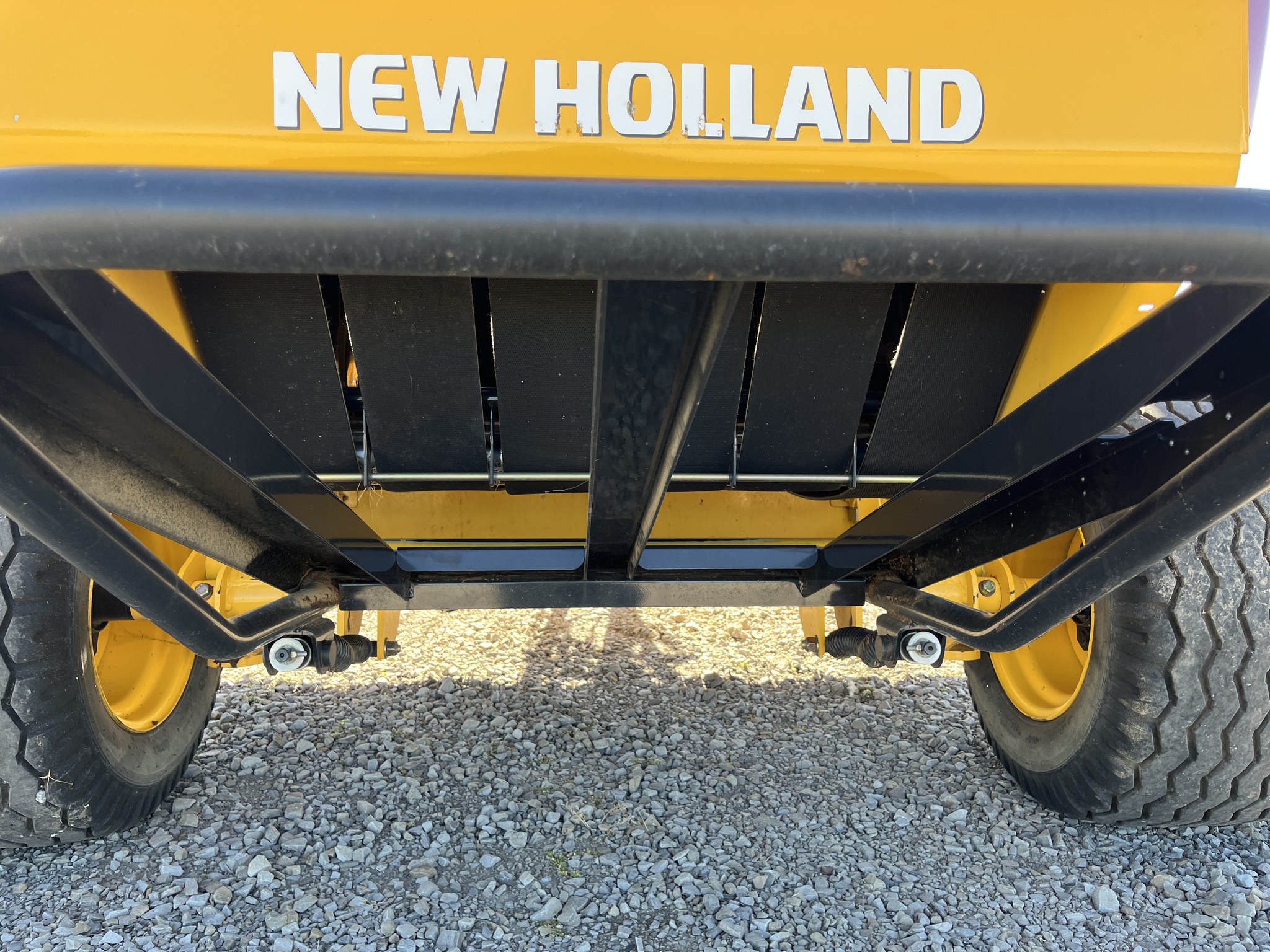 2023 New Holland Rollbelt 460 Image 13