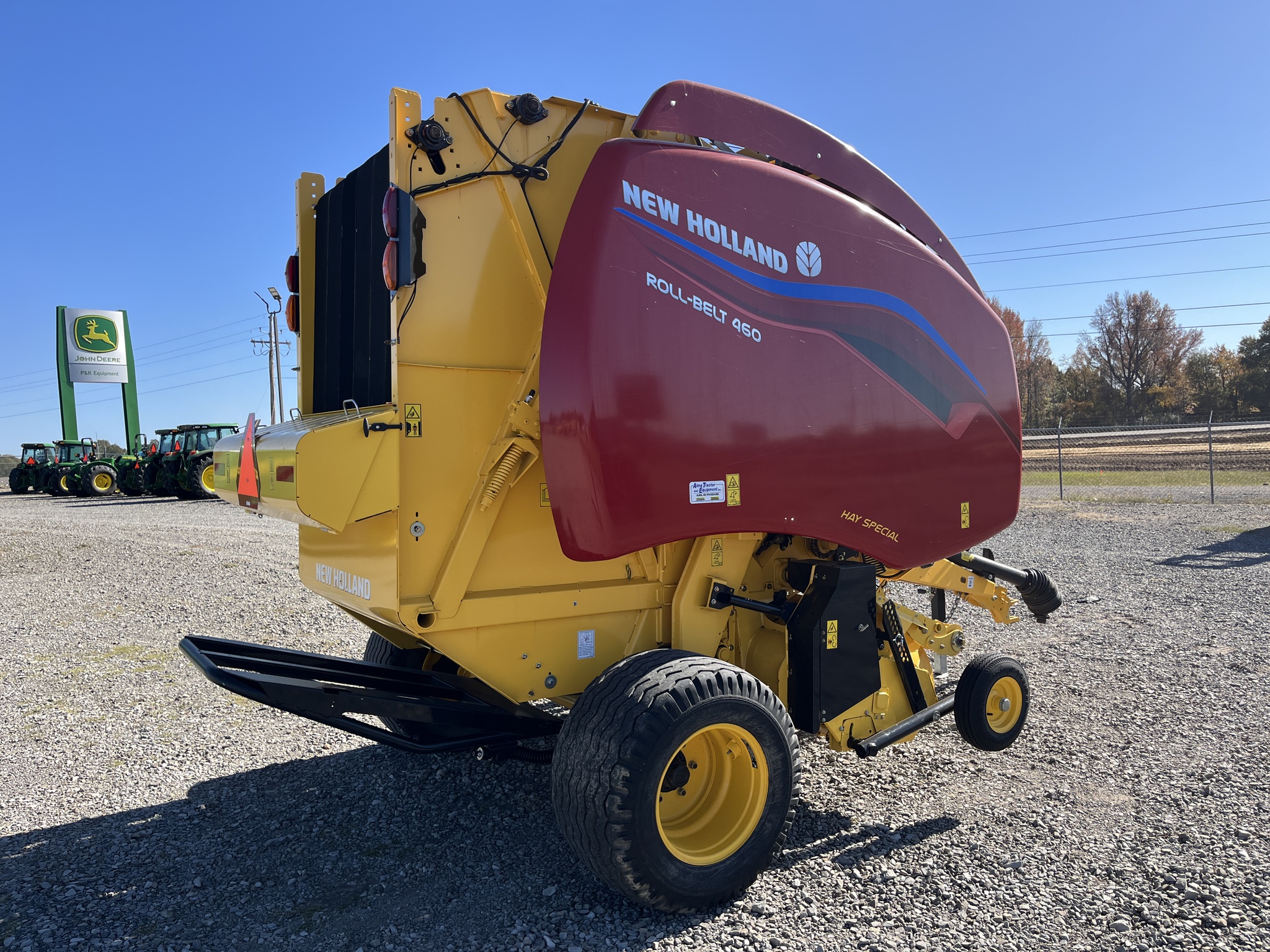 2023 New Holland Rollbelt 460 Image 3